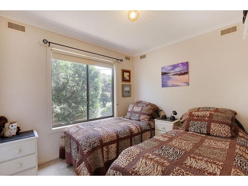14 The Esplanade, Sunderland Bay VIC 3922