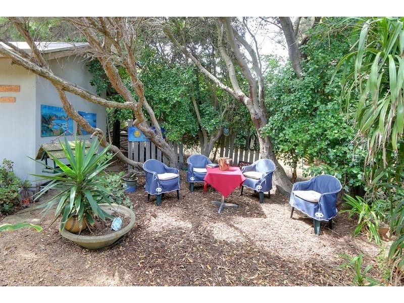 14 The Esplanade, Sunderland Bay VIC 3922