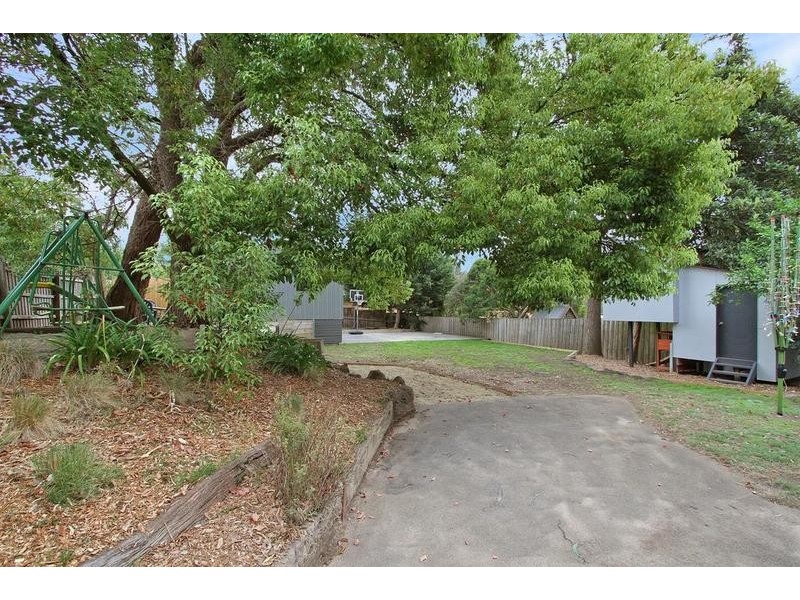 356 Cambridge Road, Montrose VIC 3765