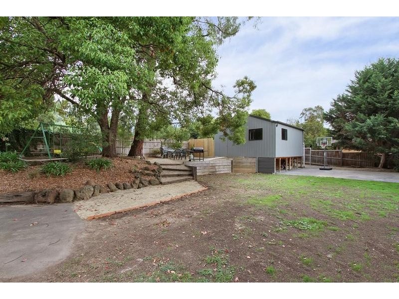 356 Cambridge Road, Montrose VIC 3765