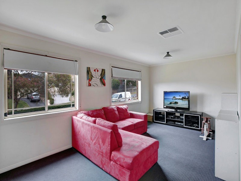 23 Regency Rise, Chirnside Park VIC 3116