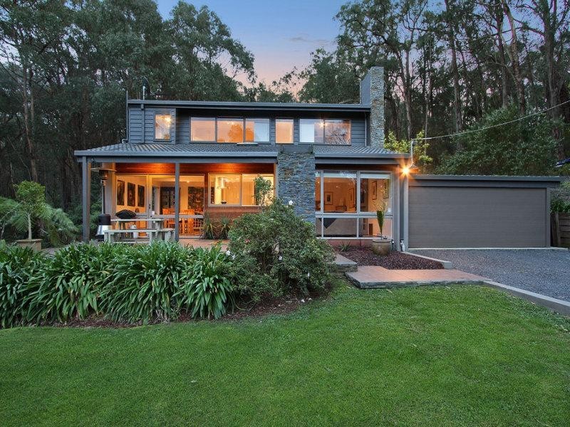 74 Edinburgh Road, Montrose VIC 3765