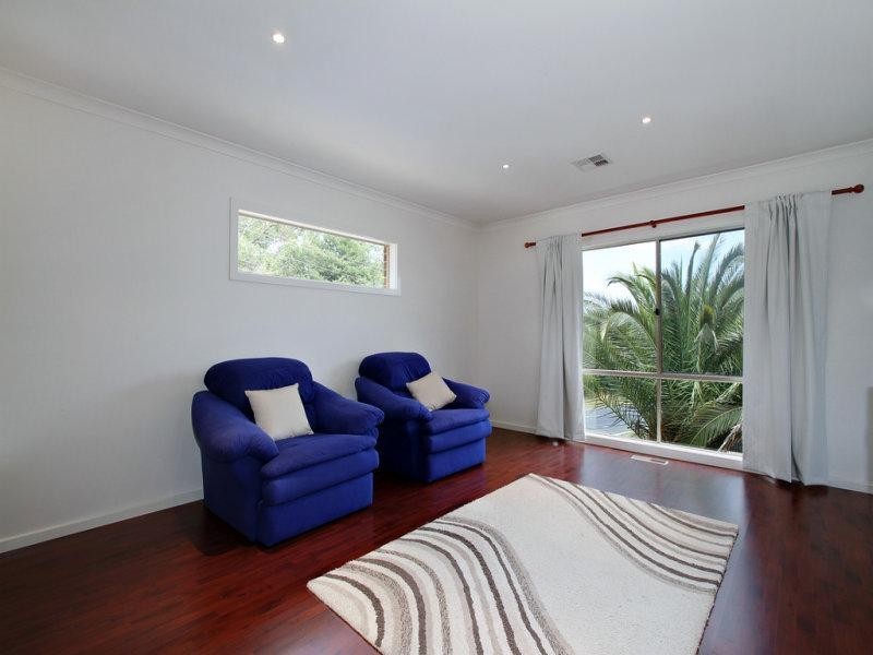 1 Sirocco Court, Wandin North VIC 3139