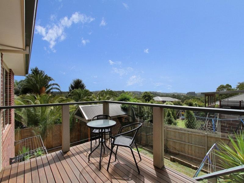 1 Sirocco Court, Wandin North VIC 3139