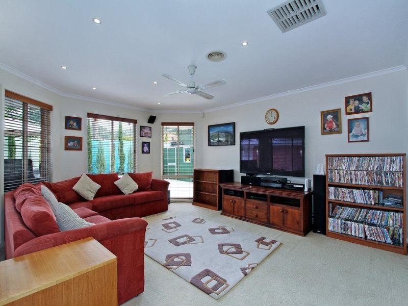 15 Natanya Way, Kilsyth VIC 3137