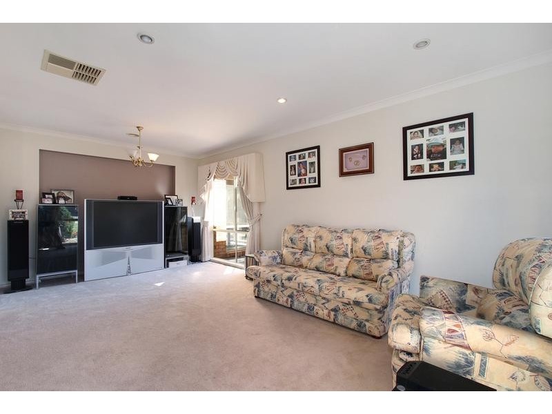 4 Mentor Grove, Lilydale VIC 3140