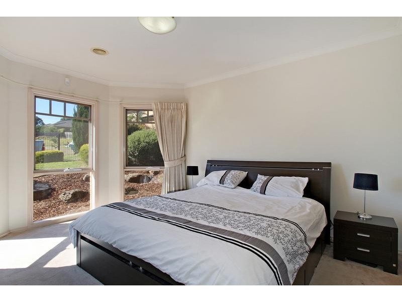 4 Mentor Grove, Lilydale VIC 3140