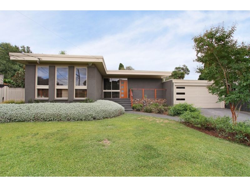 5 Emora Street, Croydon VIC 3136