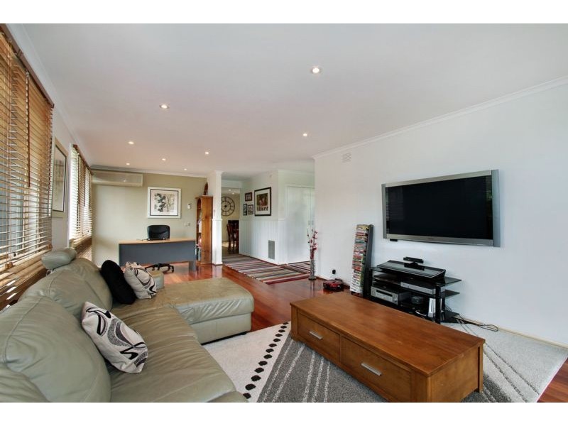 5 Emora Street, Croydon VIC 3136