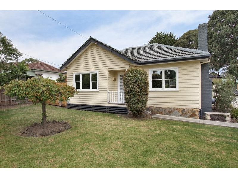 1/16 Belmont Road West, Croydon South VIC 3136