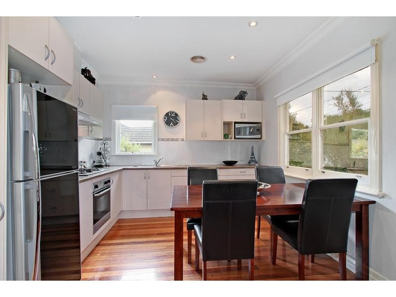 1/16 Belmont Road West, Croydon South VIC 3136