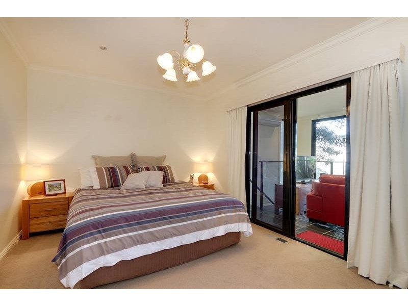 24 Scenic Cresent, Kalorama VIC 3766