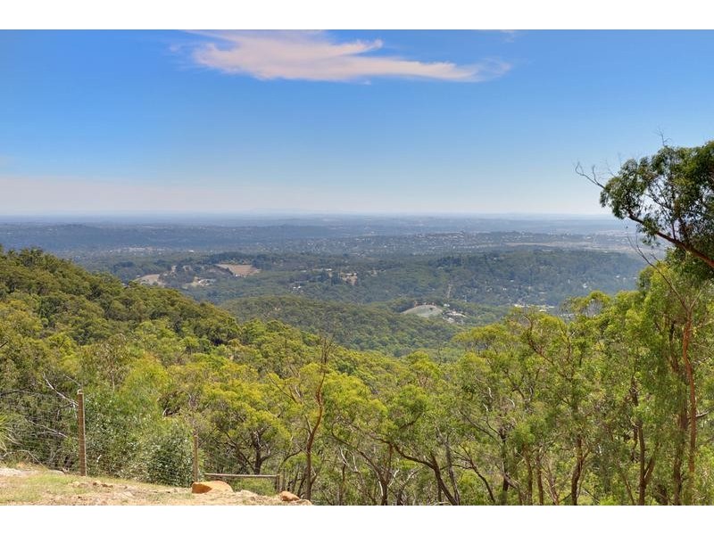 24 Scenic Cresent, Kalorama VIC 3766