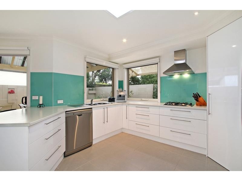 67A Geoffrey Drive, Kilsyth VIC 3137