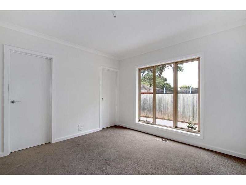 2/23 Gracedale Avenue, Ringwood East VIC 3135