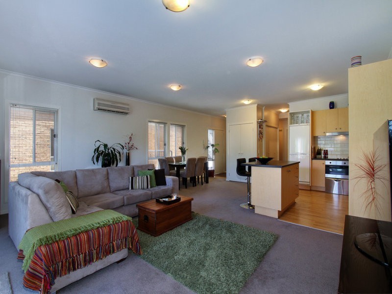 45/13-15 Hewish Road, Croydon VIC 3136