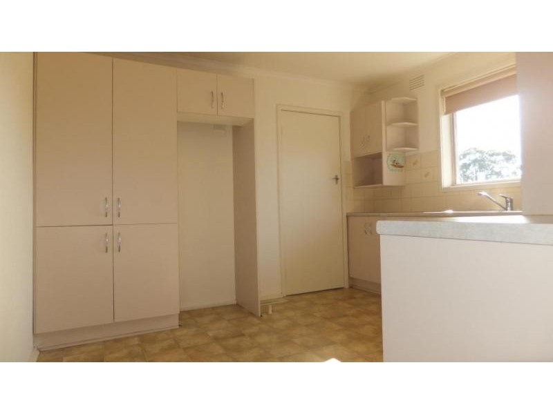 17 Nolan Avenue, Mooroolbark VIC 3138