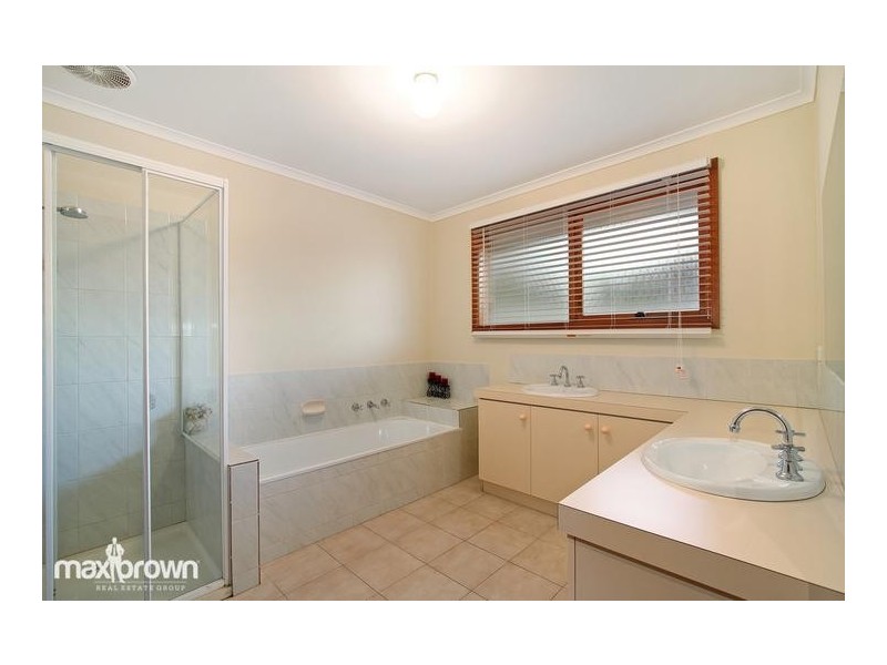 47 Switchback Road, Chirnside Park VIC 3116