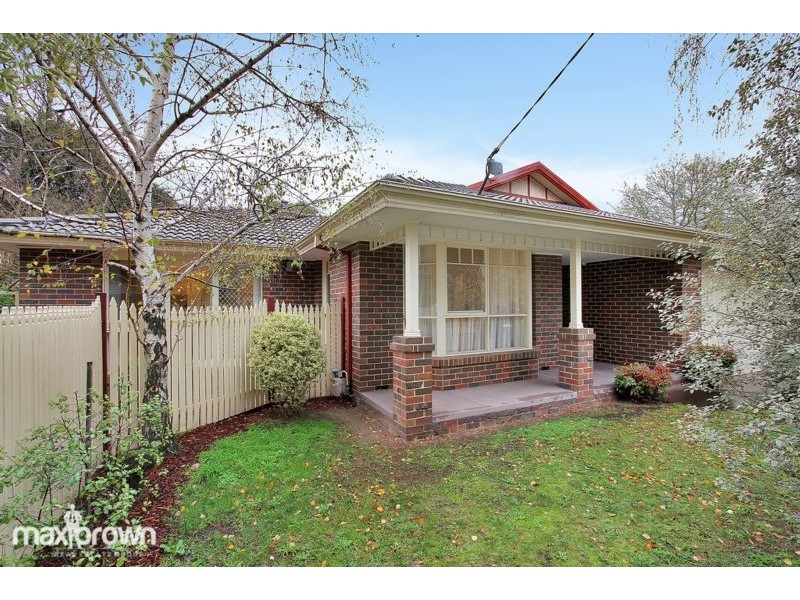 2a Allaware Avenue, Croydon VIC 3136