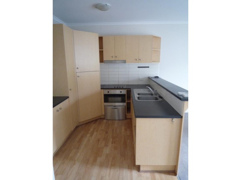 15/13-15 Hewish Road, Croydon VIC 3136