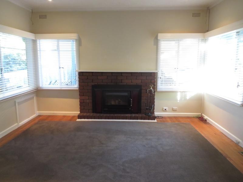 19 Dorchester Avenue, Montrose VIC 3765