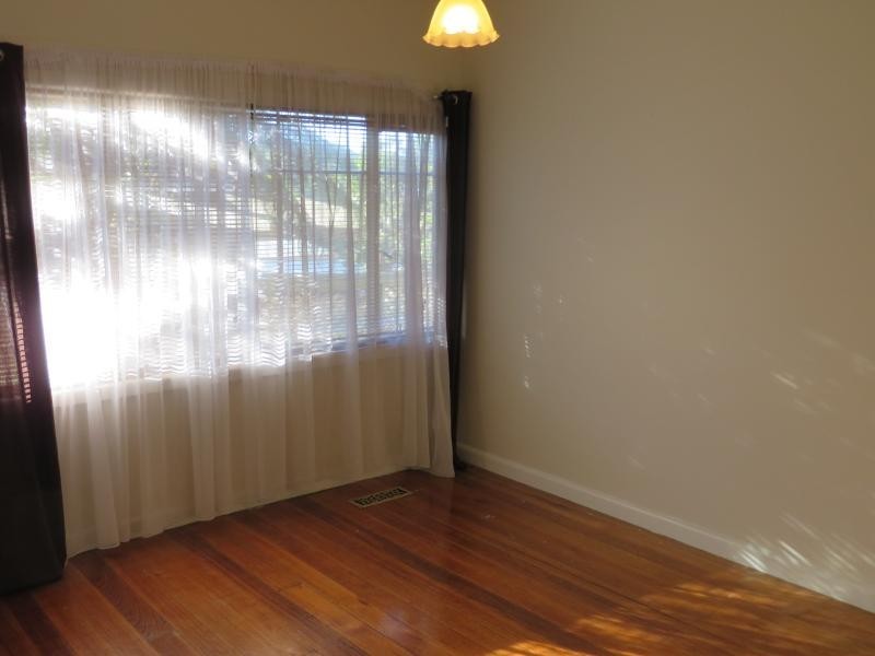 19 Dorchester Avenue, Montrose VIC 3765