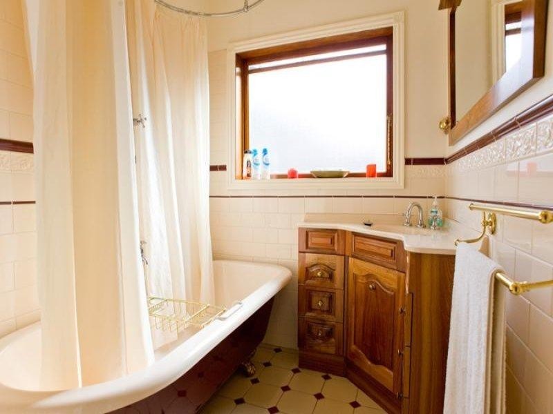 19 Dorchester Avenue, Montrose VIC 3765