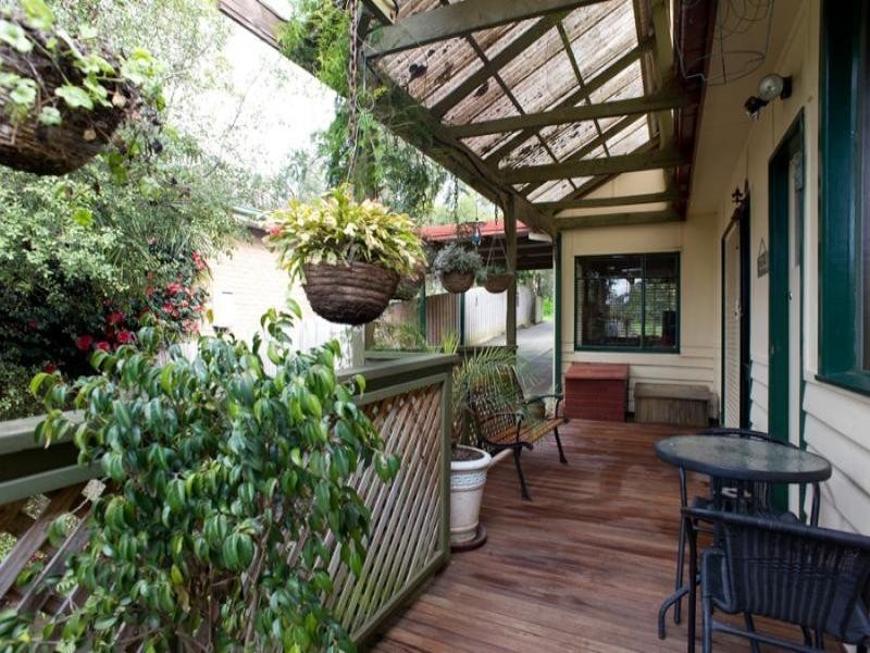 19 Dorchester Avenue, Montrose VIC 3765