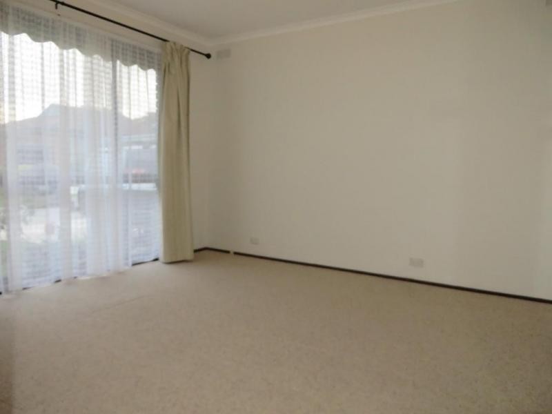 11/16 Lusher Road, Croydon VIC 3136