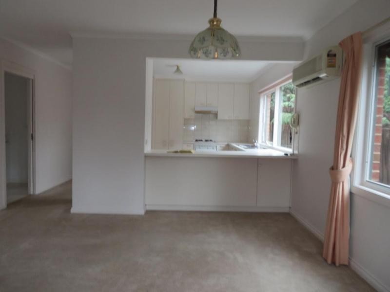 8/5 Devenish Avenue, Montrose VIC 3765