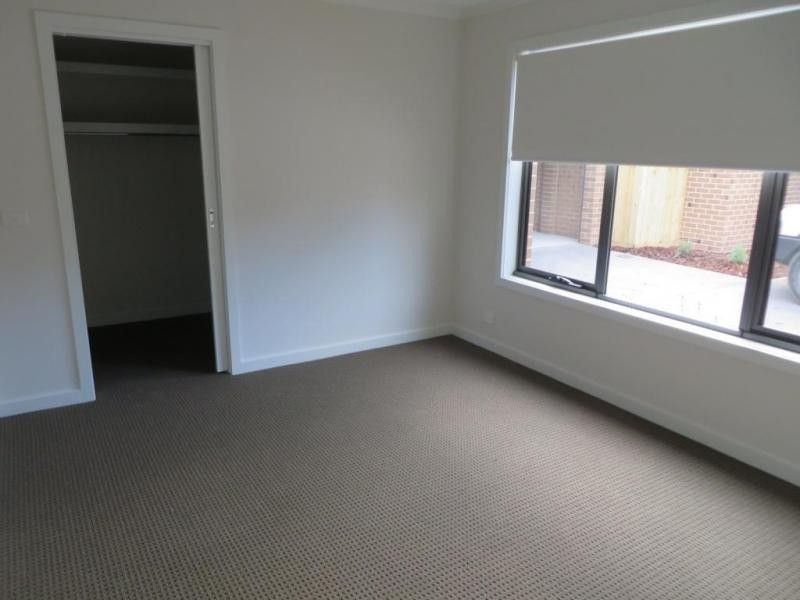 4/17-19 Holloway Road, Croydon North VIC 3136