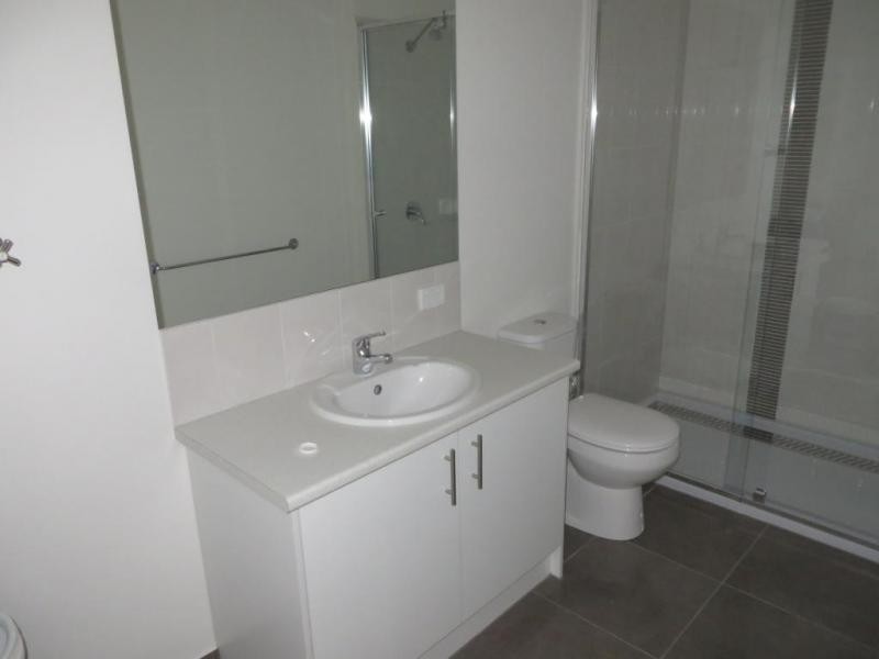 4/17-19 Holloway Road, Croydon North VIC 3136