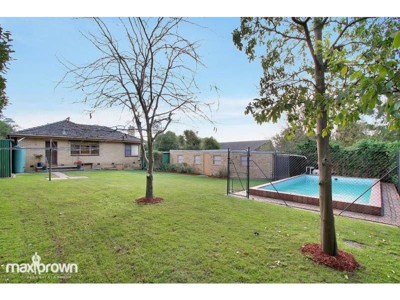 26 Hawthory Road, Kilsyth VIC 3137