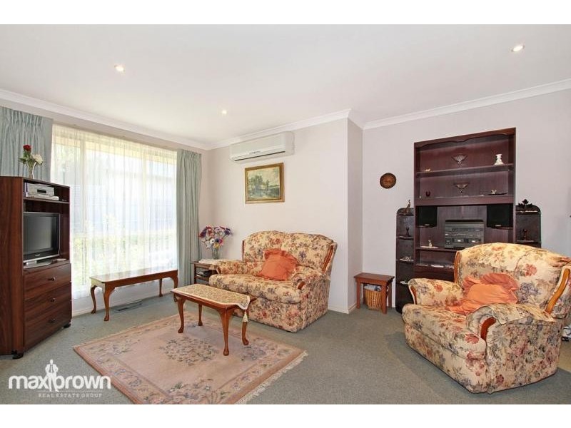 2/20 Kitchener Road, Croydon VIC 3136