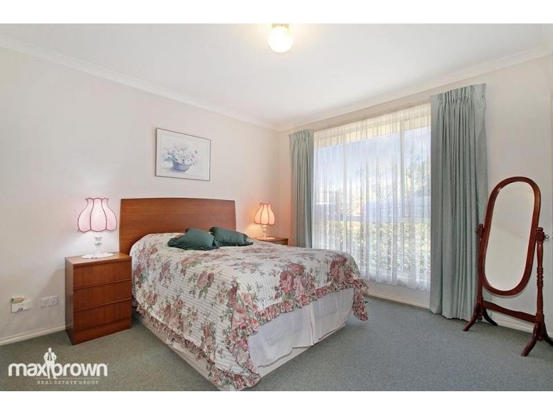 2/20 Kitchener Road, Croydon VIC 3136