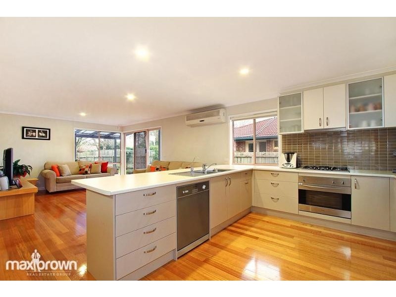 32 Handasyde Avenue, Kilsyth South VIC 3137