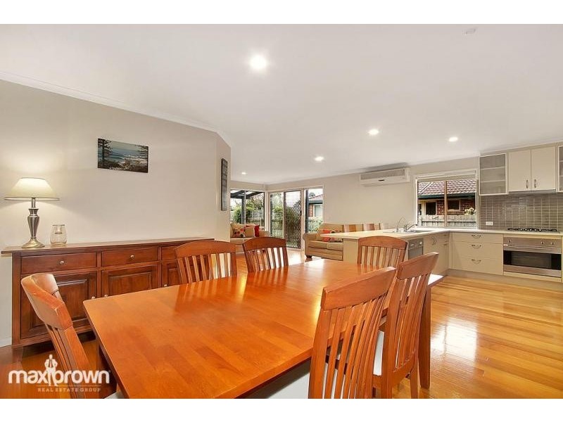 32 Handasyde Avenue, Kilsyth South VIC 3137