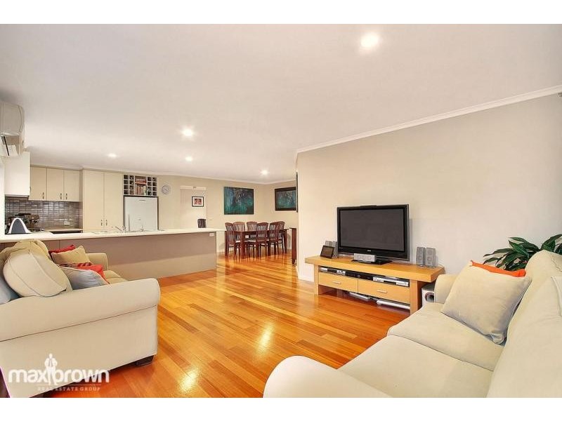 32 Handasyde Avenue, Kilsyth South VIC 3137