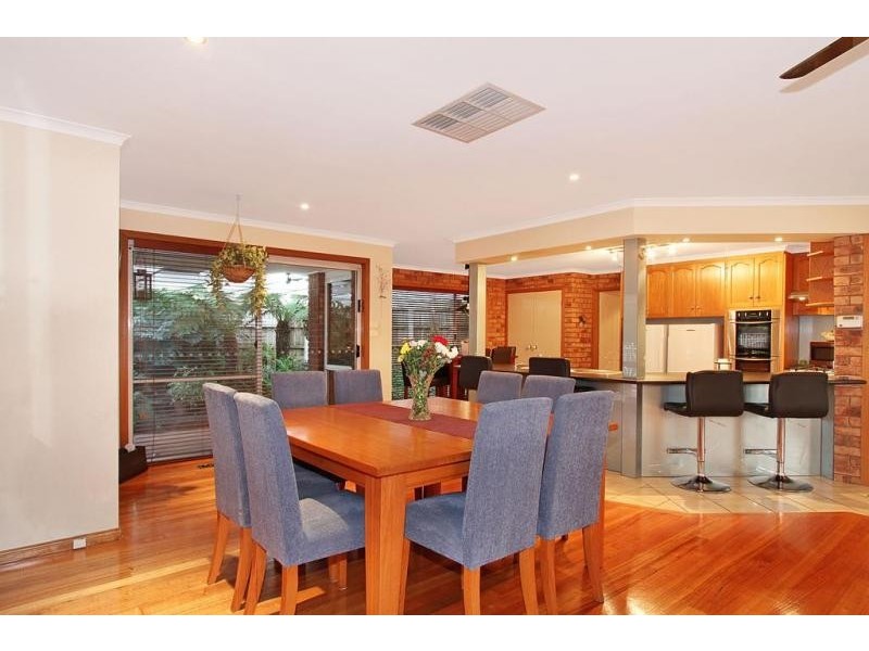 7 Stirling Court, Kilsyth VIC 3137