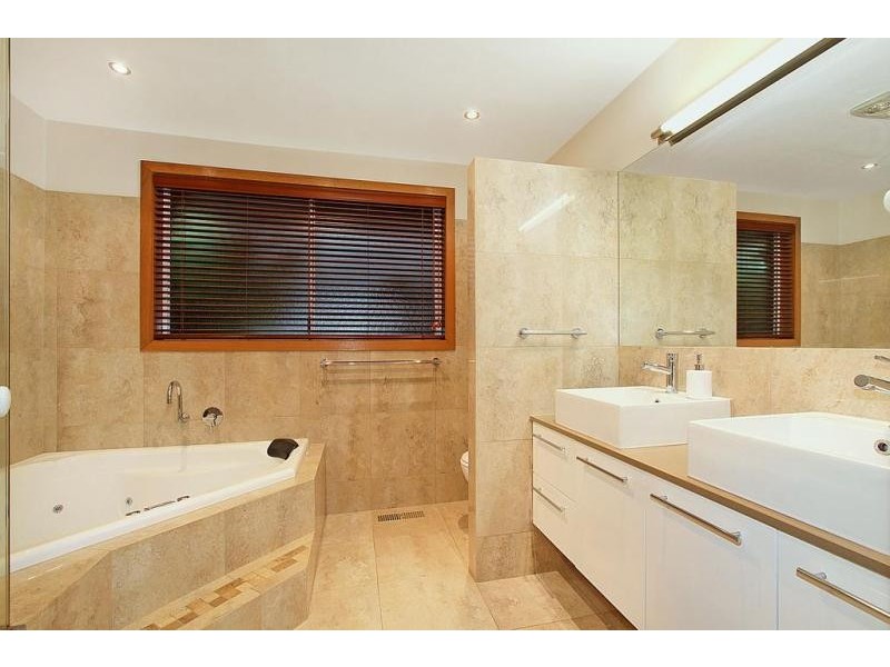 7 Stirling Court, Kilsyth VIC 3137