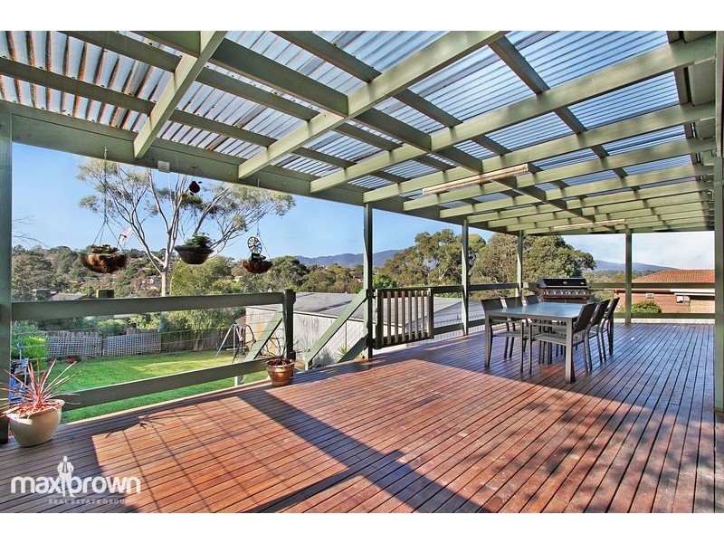 154 Manchester Road, Mooroolbark VIC 3138