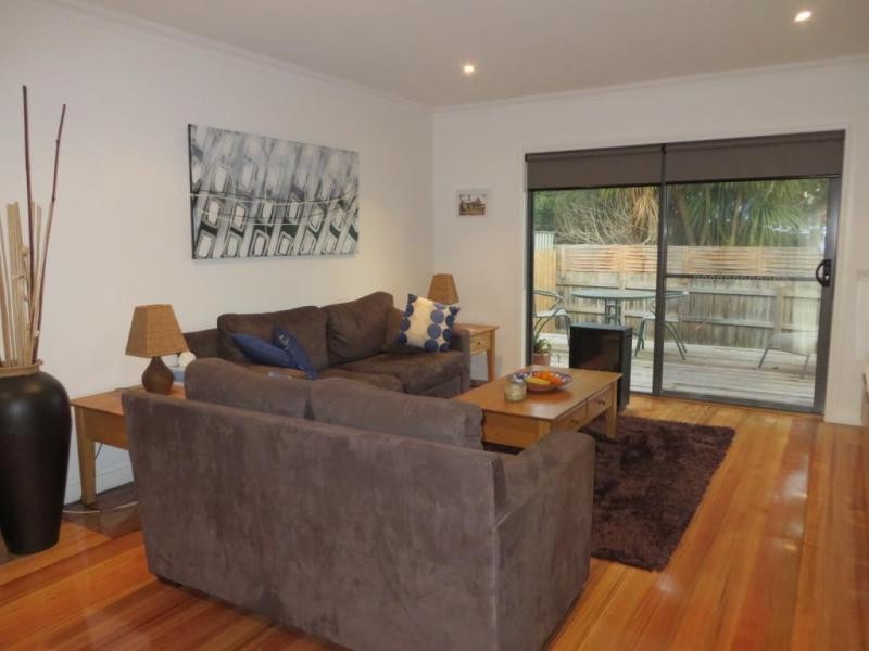 15 Wavell Avenue, Kilsyth VIC 3137