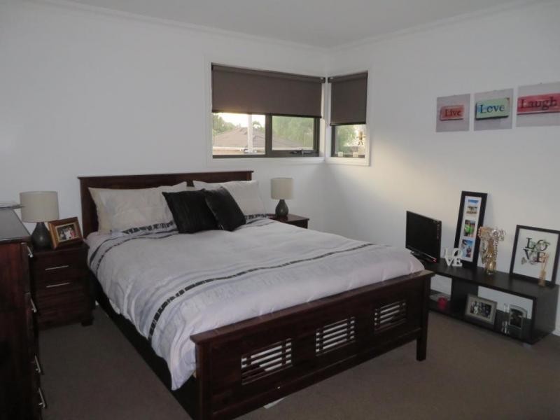 15 Wavell Avenue, Kilsyth VIC 3137