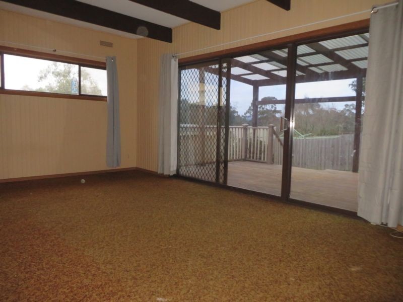 3 East Court, Croydon VIC 3136