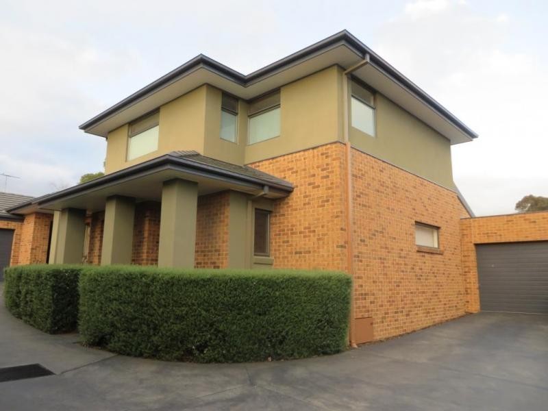 3/5 Gladys Grove, Croydon VIC 3136
