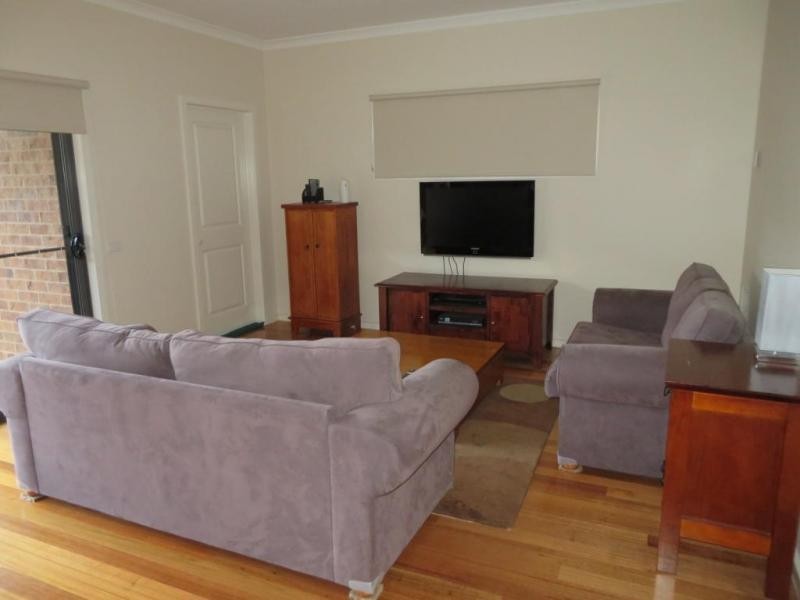 3/5 Gladys Grove, Croydon VIC 3136