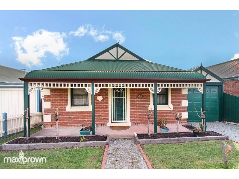 30 Delamere Drive, Chirnside Park VIC 3116