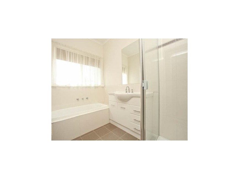 4/19 Braemar Street, Croydon VIC 3136