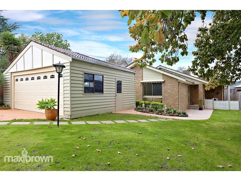 15 Gordon Street, Croydon VIC 3136