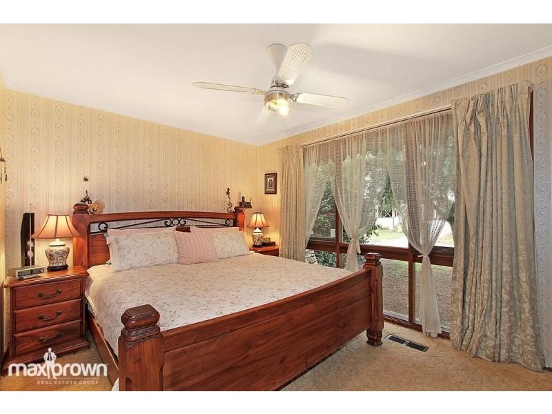 9 Rolloway Rise, Chirnside Park VIC 3116